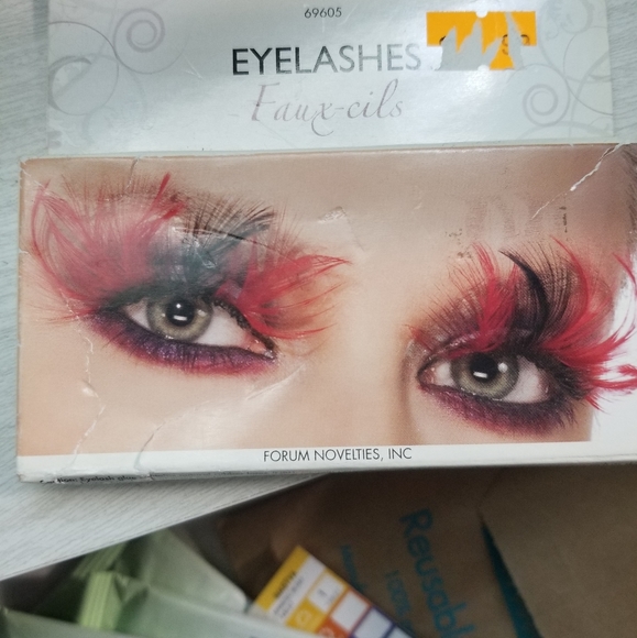 Eyelashes! - Picture 2 of 2